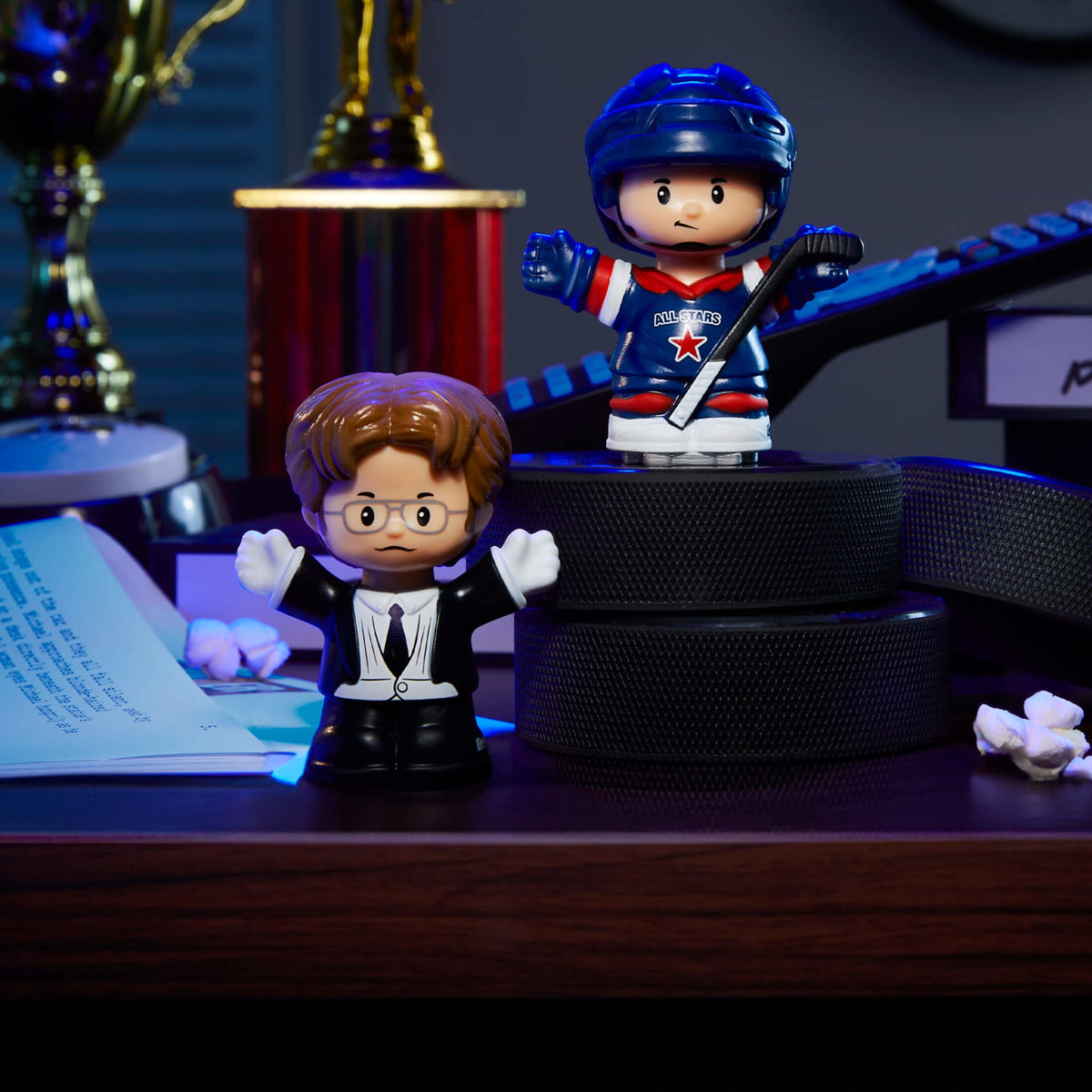 Little People Collector The Office Threat Level Midnight Set