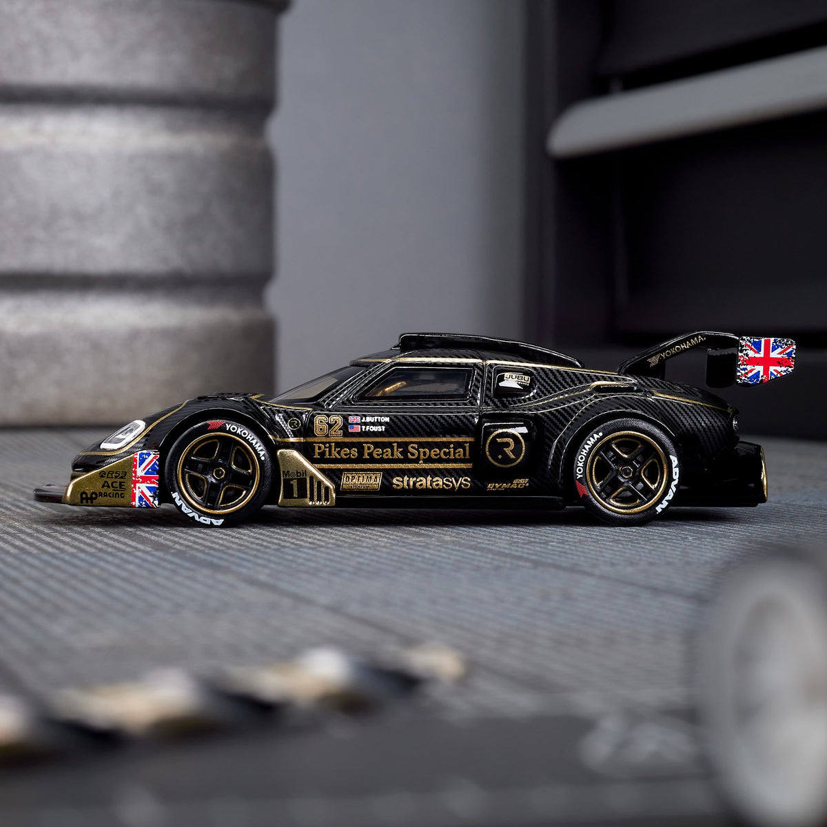 Hot Wheels Elite 64 Radford Type 62-2 Pikes Peak